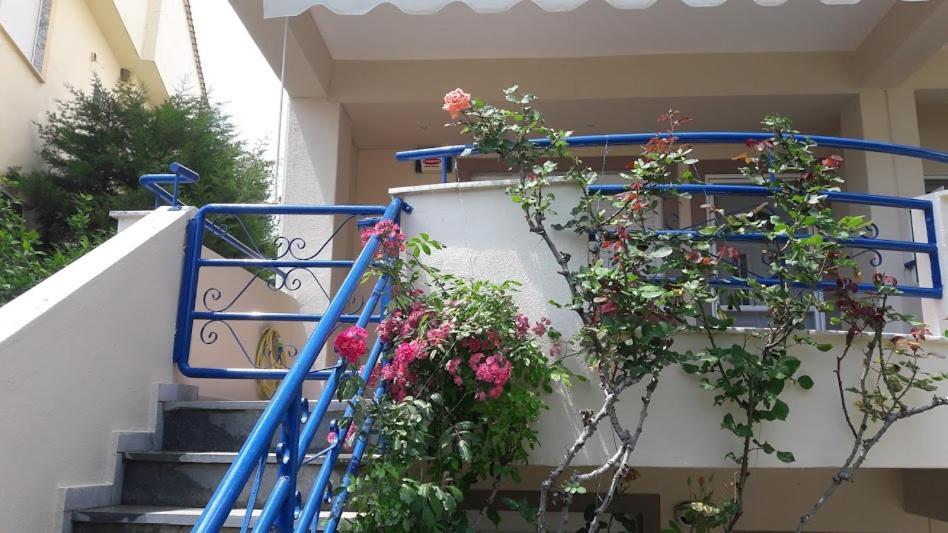 Néa Péramos Ideal Family House מראה חיצוני תמונה