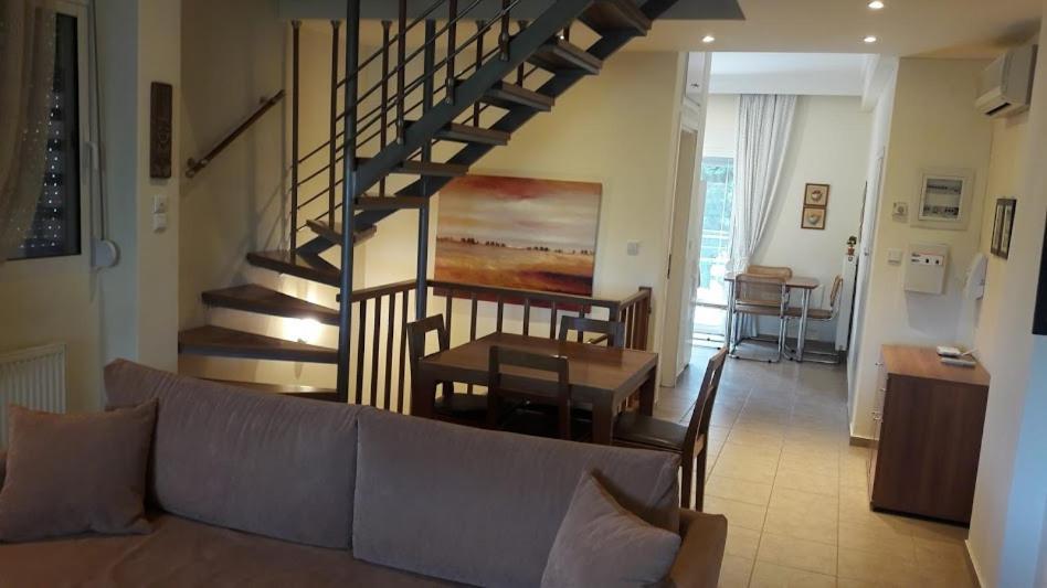 Néa Péramos Ideal Family House מראה חיצוני תמונה