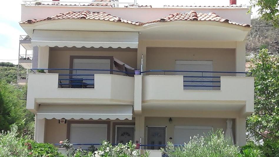 Néa Péramos Ideal Family House מראה חיצוני תמונה